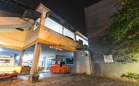 Maminoti Syariah Residence Mitra Reddoorz
